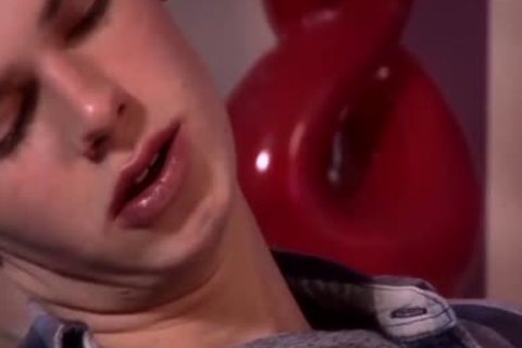 Hung twink Drake Law Getting hammered Hard By McKensie Cross