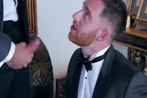 Muscled wishes for hard fucking