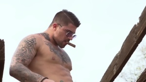 Desert Hideaway - Ryan pokes with Pierce Paris ass Hump