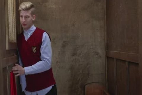 Hung Priest acquires oral joy In Confessional