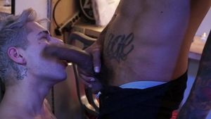 FalconStudios - Famous Boomer Banks ass fucking