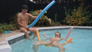 Men: Soggy Twinks Share Wet Fun
